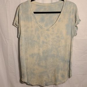 AE blue tye dye tshirt